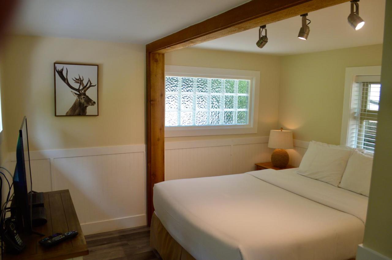 Wild Coast Wilderness Resort Port Renfrew Εξωτερικό φωτογραφία