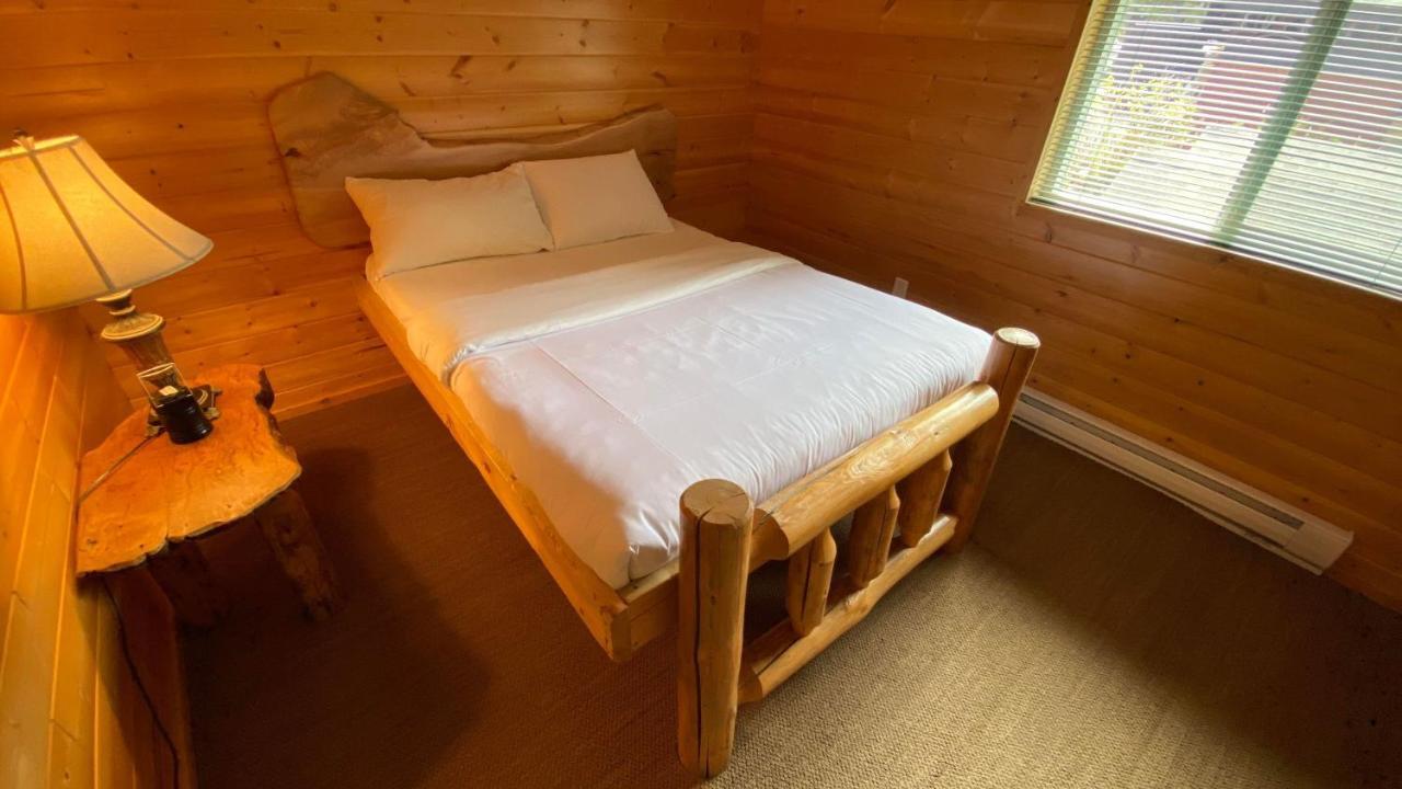 Wild Coast Wilderness Resort Port Renfrew Εξωτερικό φωτογραφία