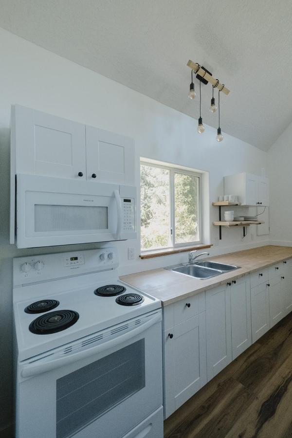 Wild Coast Wilderness Resort Port Renfrew Εξωτερικό φωτογραφία