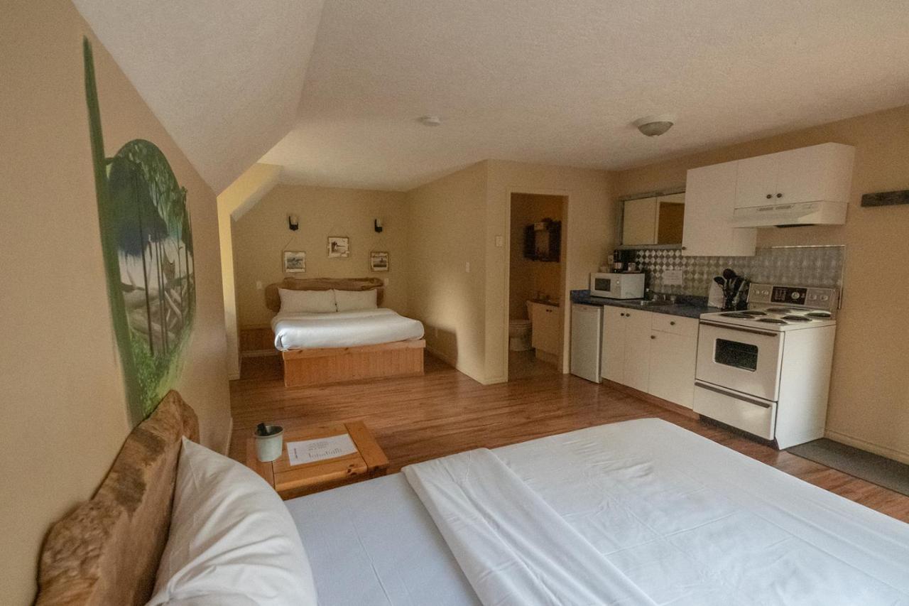 Wild Coast Wilderness Resort Port Renfrew Εξωτερικό φωτογραφία